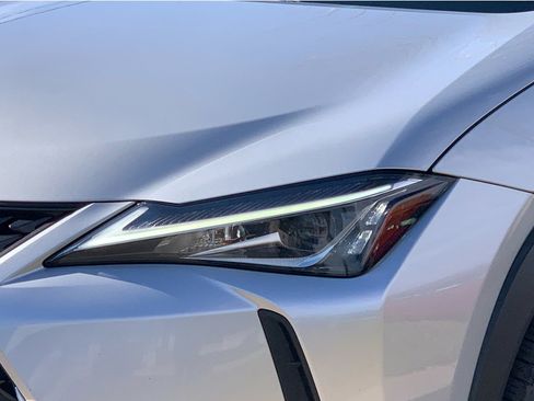 Used 2019 Lexus UX 250h image 6