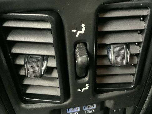 Used 2023 Dodge Durango R/T image 11