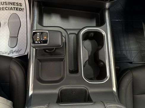 Certified 2022 Chevrolet Silverado 1500 RST w/ Convenience Package II AWD/4WD image 21