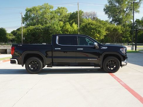 Used 2024 GMC Sierra 1500 SLT AWD/4WD image 6