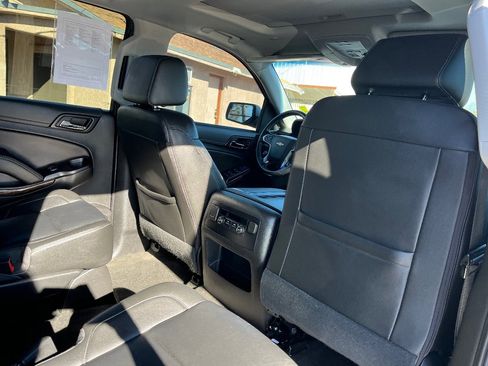 Used 2018 Chevrolet Tahoe LT image 34