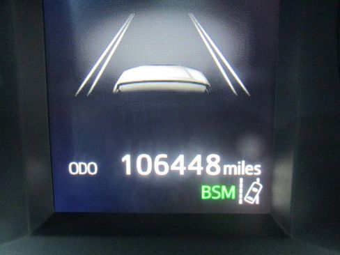 Used 2018 Toyota Highlander XLE image 23