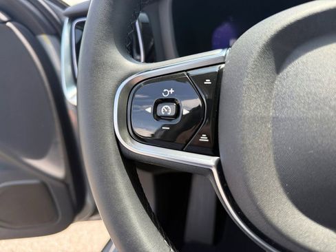 Used 2024 Volvo S60 B5 Plus FWD image 23