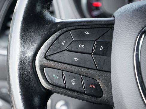 Used 2023 Dodge Challenger SXT RWD image 24