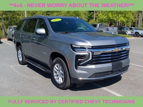 Used 2025 Chevrolet Tahoe LT image 3