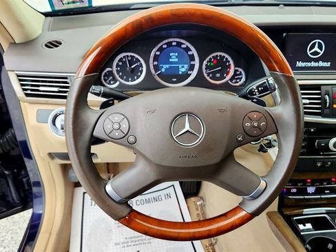 Used 2010 Mercedes-Benz E 350 4MATIC Sedan image 14
