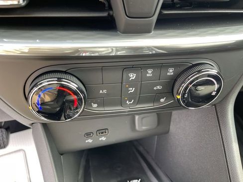 New 2026 Buick Encore GX Preferred w/ Advanced Technology Package FWD image 18