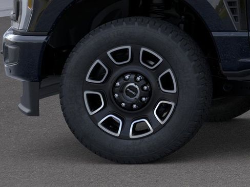 New 2026 Ford F350 Platinum w/ FX4 Off-Road Package image 19