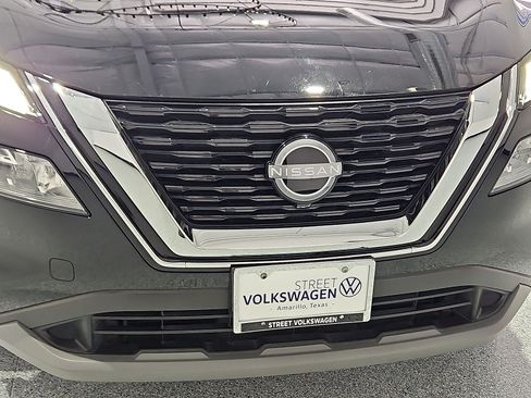 Used 2023 Nissan Rogue SV FWD image 10