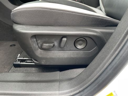 Used 2024 Buick Envision Sport Touring AWD/4WD image 11