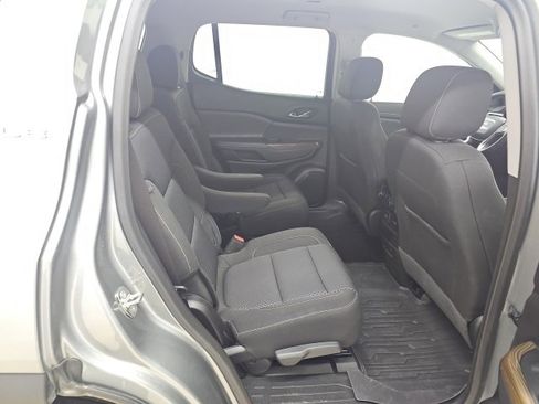 Used 2023 GMC Acadia SLE w/ Driver Convenience Package image 20