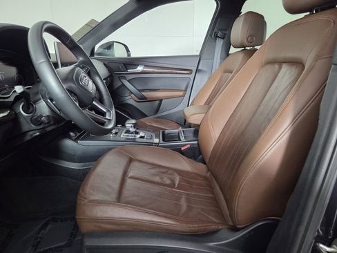 Used 2018 Audi Q5 2.0T Premium Plus w/ Premium Plus Package image 12