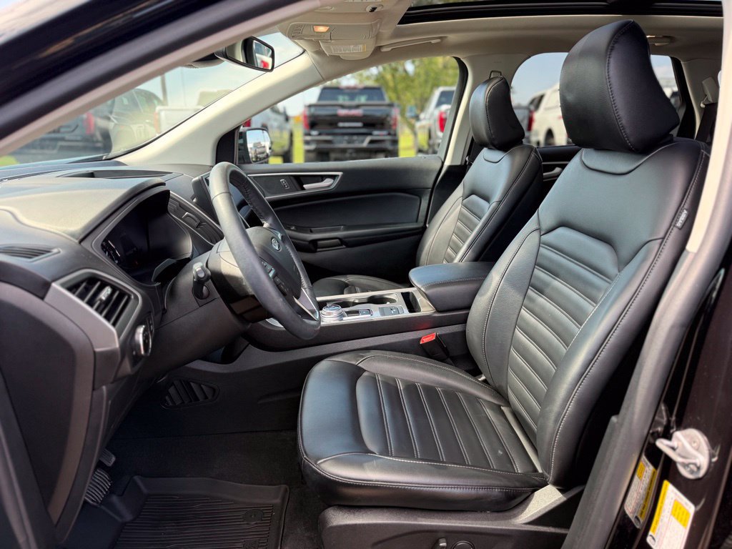 Used 2024 Ford Edge SEL w/ Convenience Package AWD/4WD image 12