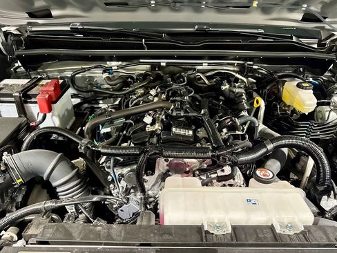 Used 2025 Toyota 4Runner SR5 image 12