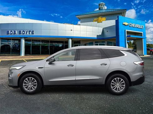 Used 2023 Buick Enclave Essence w/ LPO, Floor Liner Package FWD image 8