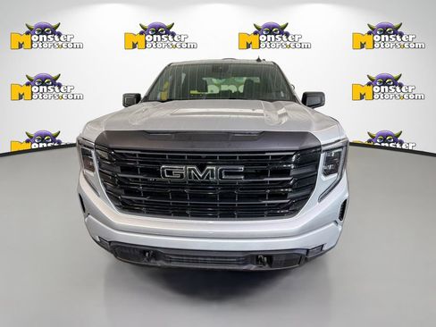 Used 2022 GMC Sierra 1500 Elevation AWD/4WD image 2