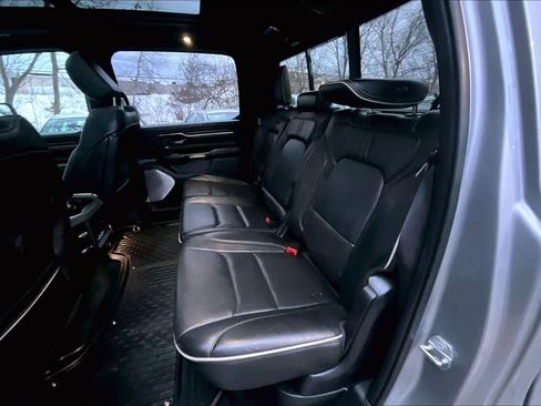 Used 2019 RAM 1500 Limited image 19