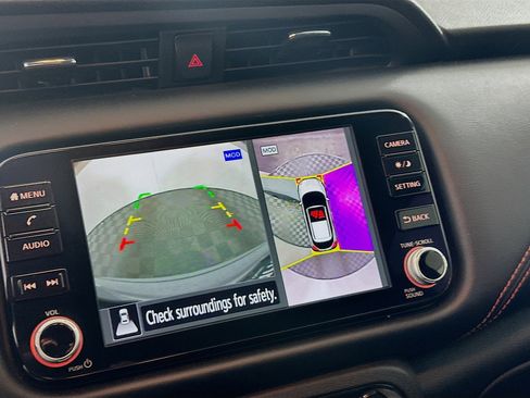 Used 2023 Nissan Kicks SR image 21