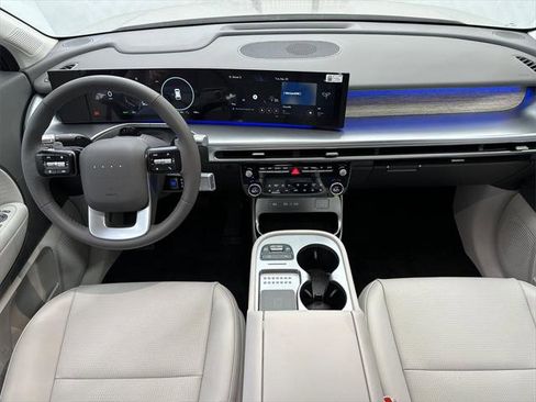 New 2026 Hyundai Ioniq 9 SEL image 25