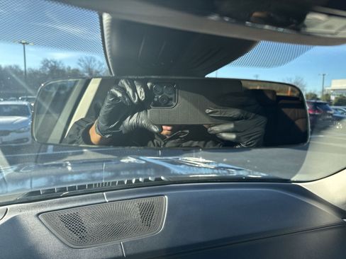 Used 2021 BMW X7 xDrive40i w/ Premium Package image 15