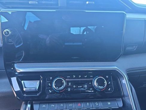 Used 2023 GMC Sierra 1500 Denali w/ Denali Reserve Package image 19