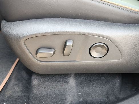 New 2026 GMC Acadia AT4 w/ Super Cruise Package image 18