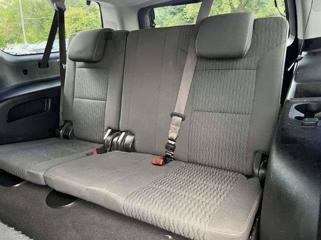 Used 2020 GMC Yukon XL SLE w/ SLE Value Package AWD/4WD image 15