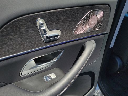 Used 2026 Mercedes-Benz GLS 450 GLS 450 image 12