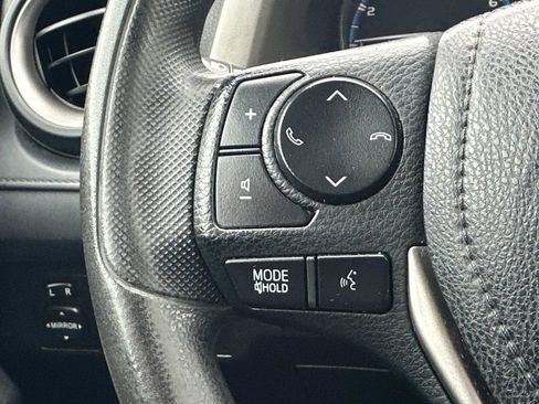 Used 2018 Toyota RAV4 LE w/ All Weather Liner Package image 23