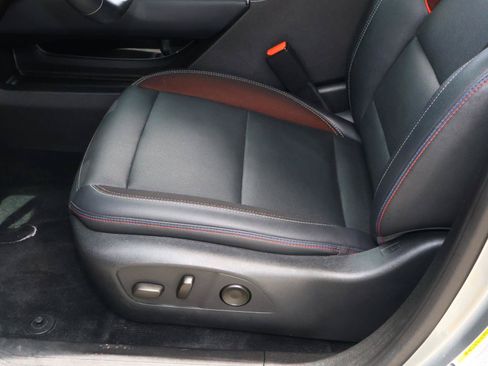 Used 2024 Chevrolet Equinox EV RS FWD image 13