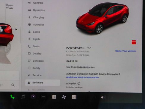 Used 2023 Tesla Model Y AWD image 15