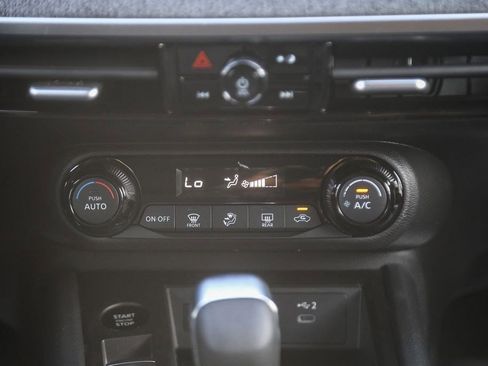 Used 2026 Nissan Kicks SV FWD image 15
