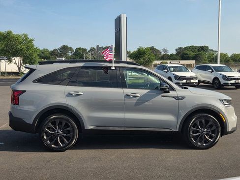 Used 2023 Kia Sorento X-Line EX AWD/4WD image 3