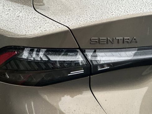 New 2026 Nissan Sentra SV w/ SV Convenience Package FWD image 31