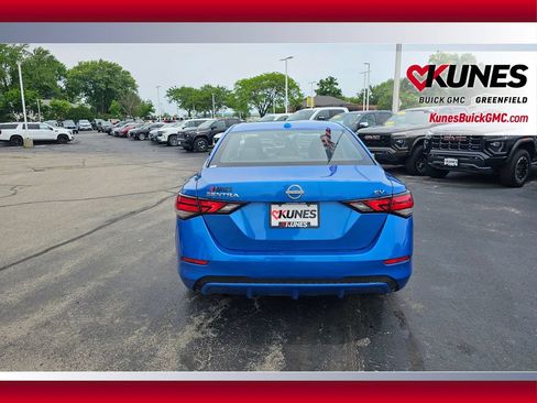 Used 2024 Nissan Sentra SV FWD image 6