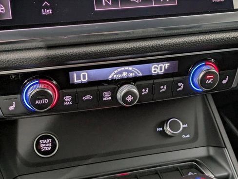 New 2025 Audi Q3 2.0T Premium image 13
