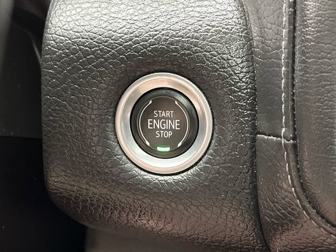 Certified 2023 GMC Yukon XL Denali AWD/4WD image 23