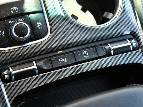 Used 2019 Kia Stinger GT1 RWD image 31