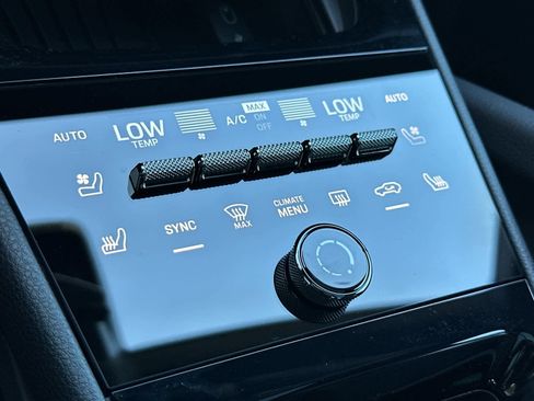 New 2026 Porsche Cayenne image 23