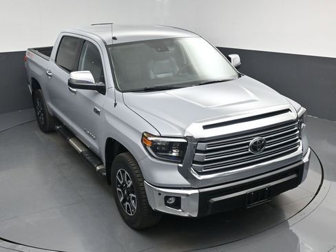 Used 2019 Toyota Tundra Limited w/ Limited Premium Package image 37