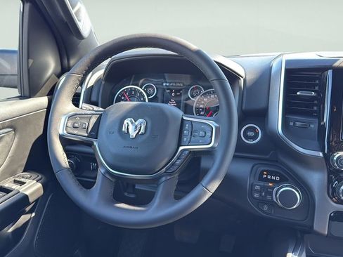 New 2026 RAM 1500 4x4 Crew Cab image 15