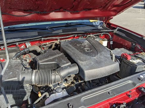 Used 2019 Toyota Tacoma SR5 image 49