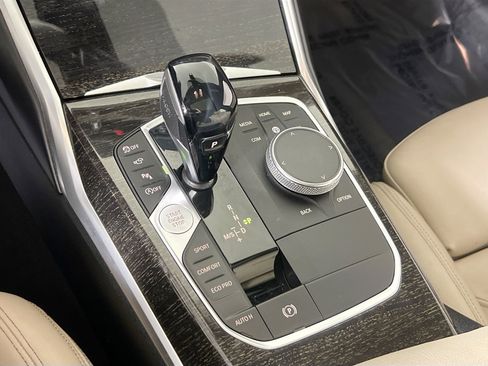 Used 2020 BMW 330i xDrive Sedan w/ Premium Package image 17