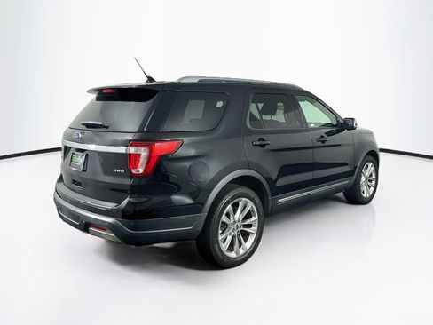 Used 2019 Ford Explorer XLT w/ Equipment Group 202A AWD/4WD image 9