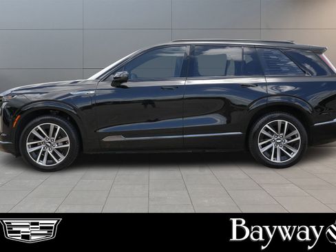 Used 2026 Cadillac Vistiq Sport AWD/4WD image 5