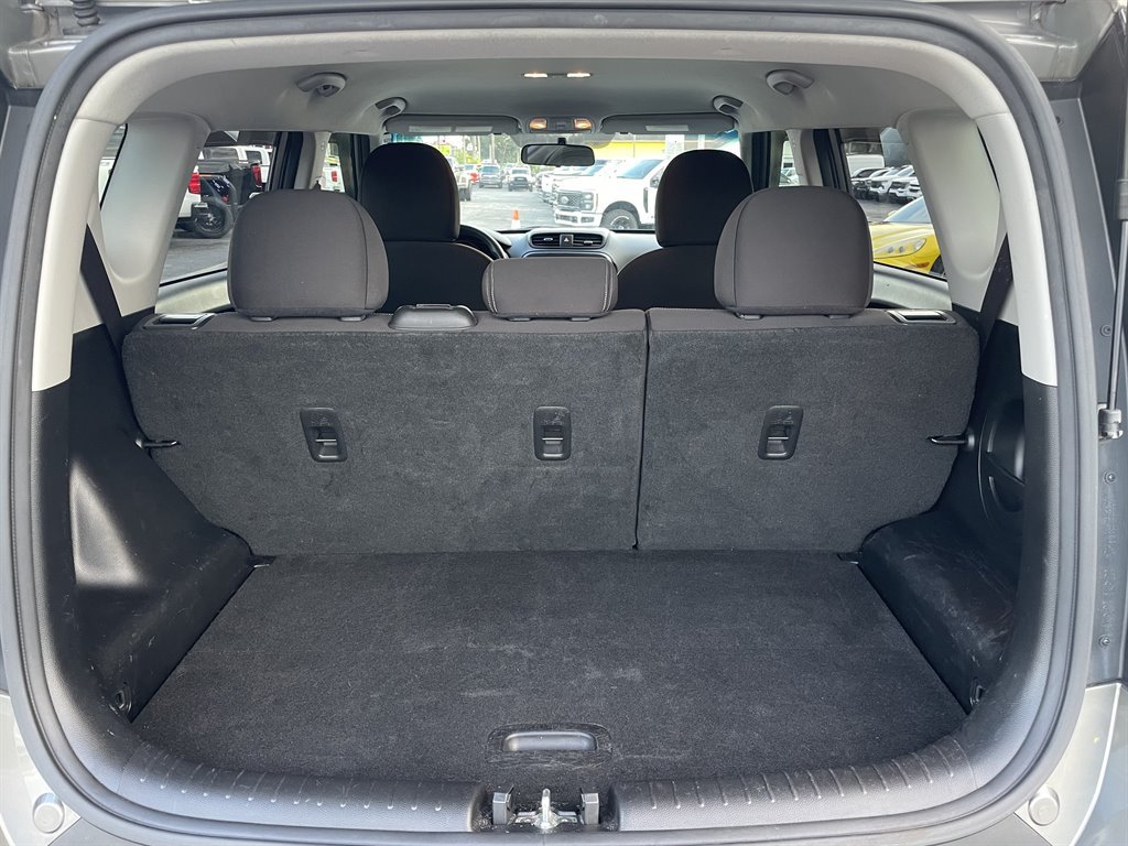 Used 2016 Kia Soul FWD image 38