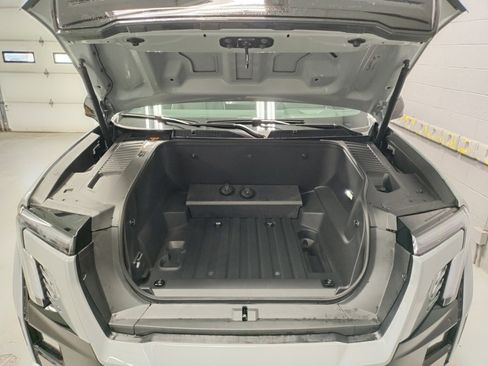 New 2026 GMC Sierra EV Elevation image 7