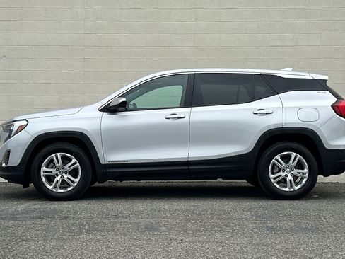 Certified 2021 GMC Terrain SLE image 7