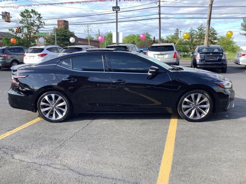 Used 2021 Nissan Maxima Platinum w/ Sport Mat Group FWD image 8