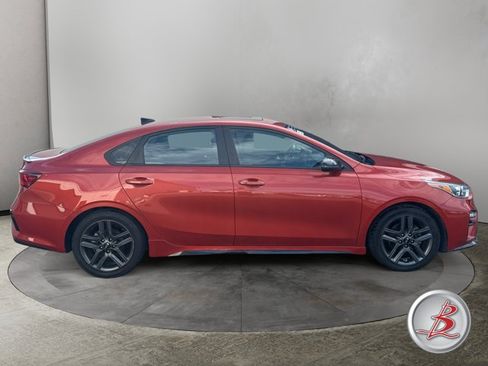Used 2021 Kia Forte GT-Line w/ GT-Line Premium Package FWD image 8